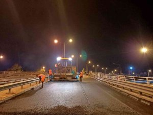 Gece Yarısı Yapılan Asfalt Trafik Aksatmadı