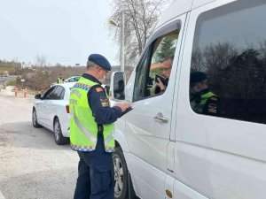 Yük Ve Yolcu Taşıyan Araçlar Denetlendi