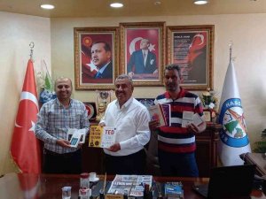 Hassa Belediyesi’nden İlçedeki Okullara Kitap Desteği
