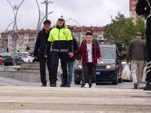 Yozgat’ta ‘Yayalar İçin 5 Adımda Güvenli Trafik’ Projesi Tanıtıldı
