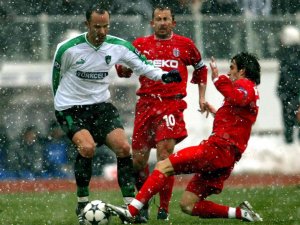 Ersen Martin’in Durumu Ciddiyetini Koruyor