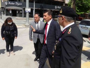 Burdur’da ‘Yayalar İ̇çin 5 Adımda Güvenli Trafik’ Bilgilendirmesi