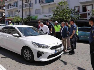 Kaş’ta “Yayalar İçin 5 Adımda Güvenli Trafik” Uygulaması Yapıldı