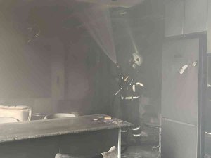 Korkutan Yangını İtfaiye Söndürdü