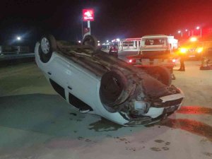 Takla Atan Otomobilden Yaralı Kurtuldu