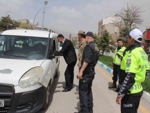 Muradiye ’De Yayalar İ̇çin 5 Adımda Güvenli Trafik’ Uygulaması