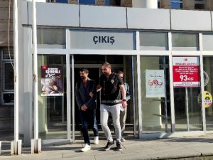 Kuşadası’nda Yarım Kilo Uyuşturucu Ele Geçirildi: 1 Kişi Tutuklandı