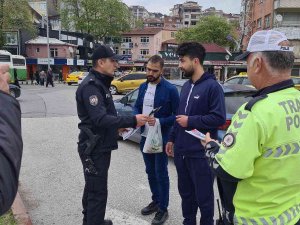 Alaplı’da“yayalar İ̇çin 5 Adımda Güvenli Trafik” Etkinliği