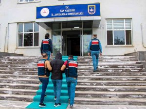 Van’da Terör Operasyonu: 13 Gözaltı