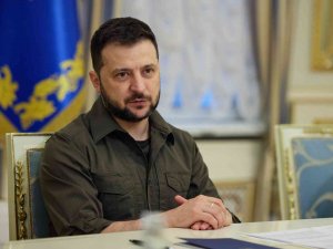 Zelenskiy: “Azovstal Fabrikasından 300’den Fazla Sivil Kurtarıldı”