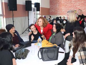 Kandilli ’De Kadınlar Anneler Gününde Doyasıya Eğlendi