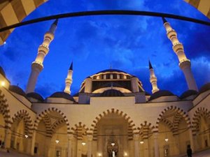 Regaib Kandili nasıl değerlendirilir? Tıkla ve Öğren...