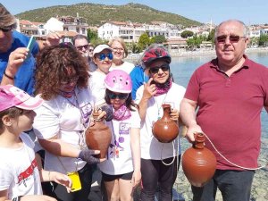 Akdeniz’den Ege’ye Yürüyüp Testilerle Su Taşıdılar