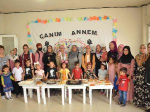 Kursiyer Annelerin ’Anneler Günü’ Mutluluğu