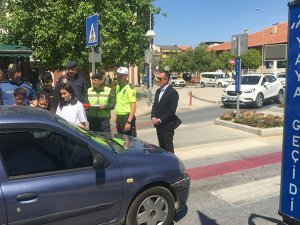 Milas’ta Sürücüler Ve Yolcular Uyarıldı