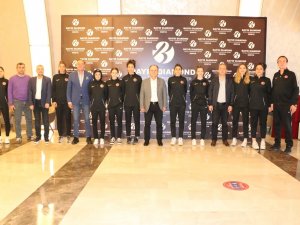 Mehmet Baykan’dan Kadın Taekwondo Milli Takımı Ve Para Taekwondo Milli Takımı’na Ziyaret