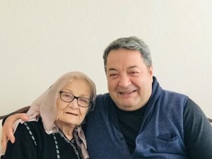 Mhp’li Fendoğlu’ndan Anneler Günü Kutlaması