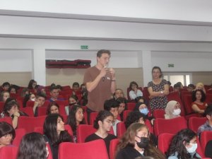 Köyceğiz’de Yazar Semih Gümüş Öğrencilerle Buluştu