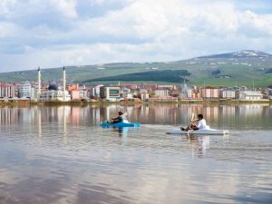 Taşan Kura Nehri’nde Kano Keyfi Havadan Görüntülendi