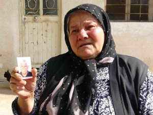 Gözü Yaşlı Anne Bayramda Kaybolan Oğlunu Bekliyor