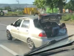 Bursa’da Bagajda Tehlikeli Yolculuk