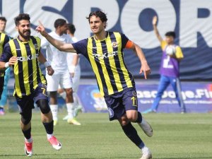 Ahmet Sagat, Gollerine Devam Ediyor