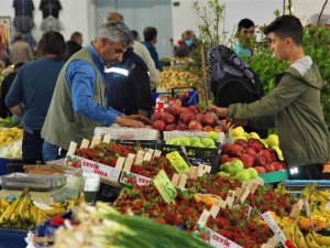 Pazarda Fiyatlar Düşüyor