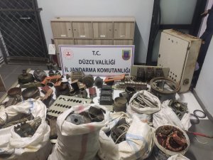 Çaldığı Malzemeler Evinden Çıktı