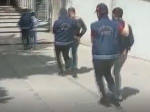 Polis Gibi Davranarak Vatandaşları Silahla Yaralayan Gaspçılar Tutuklandı