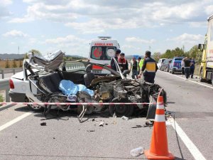 Kütahya’da Trafik Kazası: 1 Ölü, 1 Yaralı