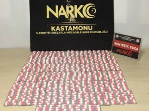 Kastamonu’da 896 Adet Reçeteye Tabi Hap Ele Geçirildi