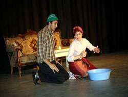 Gülmece Güldürmece sahnelendi