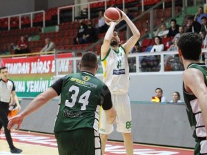 Potada Kazanan Altınova Üst Tura Göz Kırptı