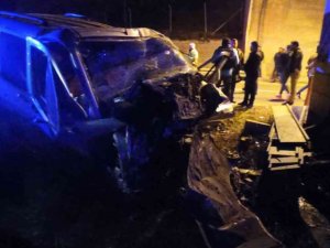 Gümüşhane’de Yoldan Çıkan Araç Tünel Duvarına Çarptı: 1 Ölü