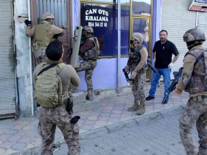 Osmaniye’de Zehir Tacirlerine ’Şafak’ Operasyonu