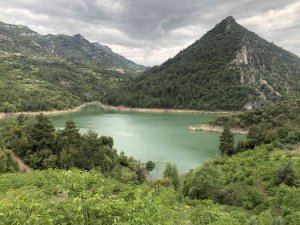 Yeşile Bürünen Adana’nın Kuzey İlçelerine Ziyaretçi Akını