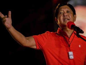 Filipinler’de Seçimi Eski Devlet Başkanı’nın Oğlu Marcos Kazandı