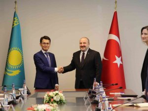 Bakan Varank: “(Kazakistan İle) Dış Ticaret Anlamında Koyduğumuz 10 Milyar Dolarlık Bir Hedef Var”