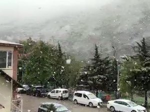 Nisan Karı, 3 Bin Rakımlı Karabet Geçidi’nde Etkili Oluyor