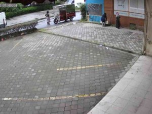 Kadıköy’de Güpegündüz Klima Motorunu Çaldılar