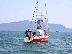 “Gelecek İçin Yelken Açıyoruz” Ekibinden Alkışlanacak Hareket