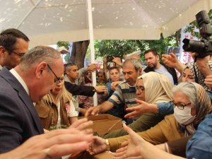 Bedava Fide Dağıtımında İzdiham