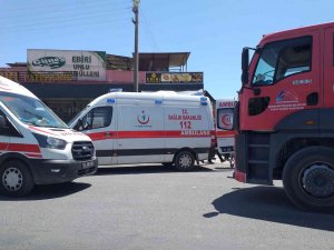 Tarsus’ta Trafik Kazası: 3 Yaralı