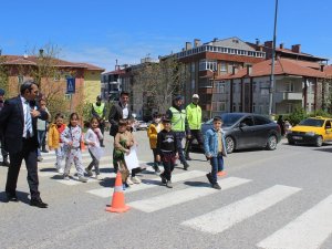“Yayalar İ̇çin 5 Adımda Güvenli Trafik” Uygulaması