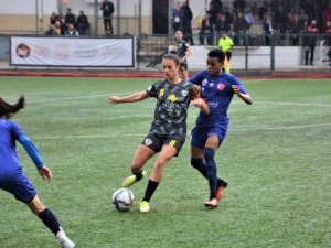 Kadın Futbol Süper Ligi’nde Play-off Ve Play-out Maçları Başlıyor