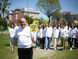 Fiziksel Aktivitenin Faydalarına Dikkat Çekmek İçin Yürüdüler