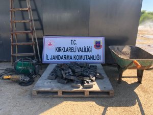 Jandarma 520 Saatlik Görüntüleri İzleyip Suç Makinelerini Yakaladı