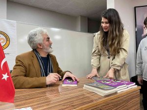 Yazar Ömer Sevinçgül Öğrencilerle Buluştu