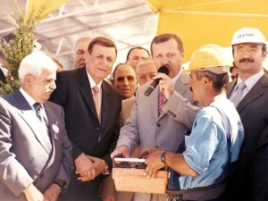 Sanayinin Efsanelerinden Naci Topçuoğlu Anlıyor