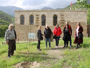 Terörden Temizlenen Şemdinli’ye Ziyaretçi Akını